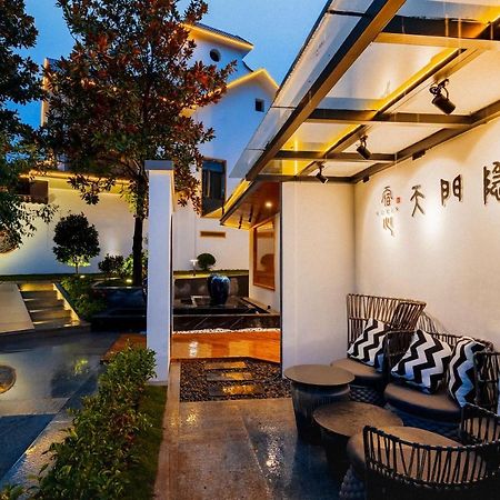 Su Xin Resort Inn Zhangjiajie Buitenkant foto